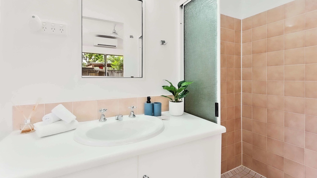 Photo of Bathroom in Trinity Beach