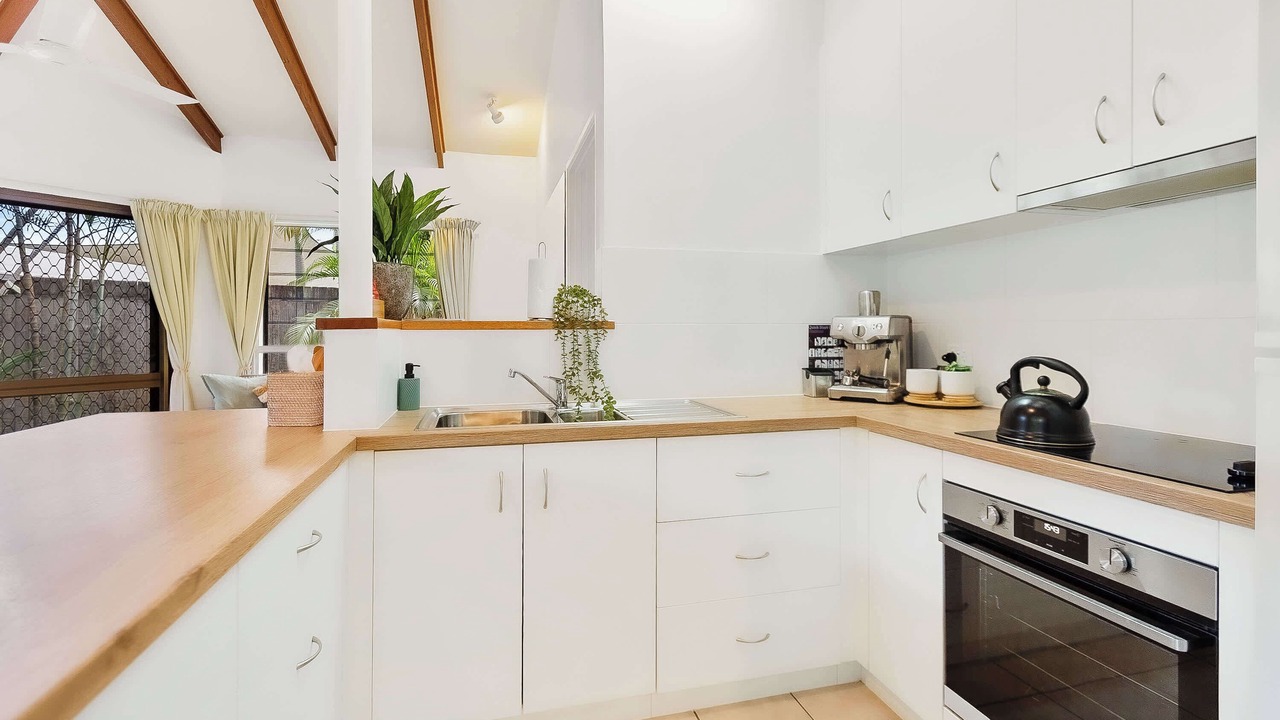 Photo of Kitchen in Trinity Beach