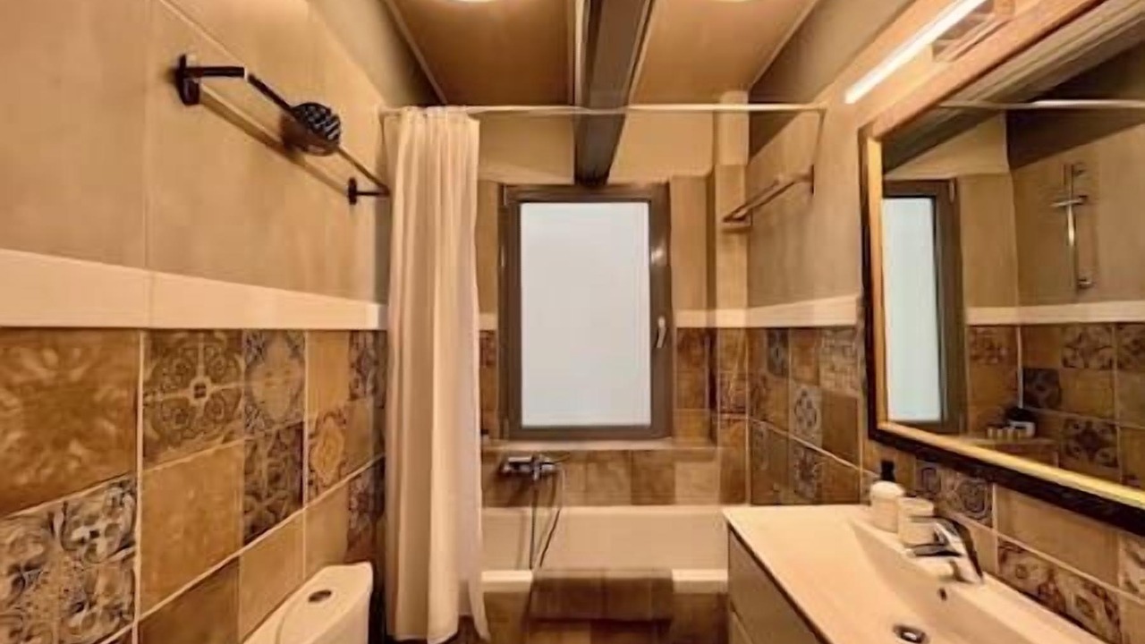 Photo of Bathroom in Khalandrion