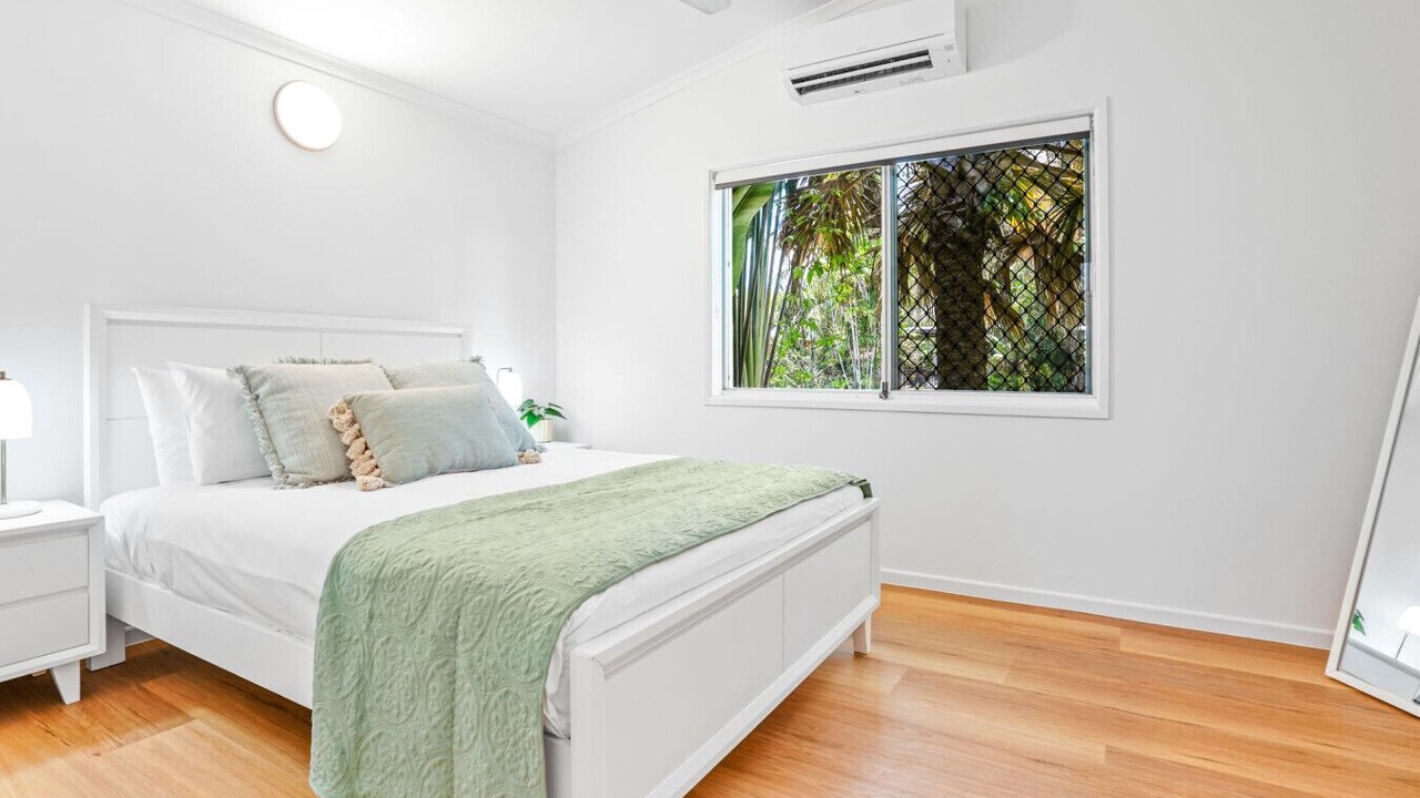 Photo of Bedroom in Holloways Beach
