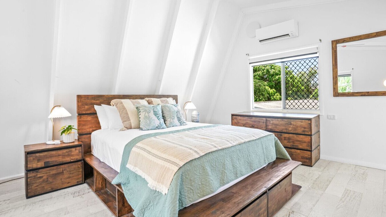 Photo of Bedroom in Holloways Beach