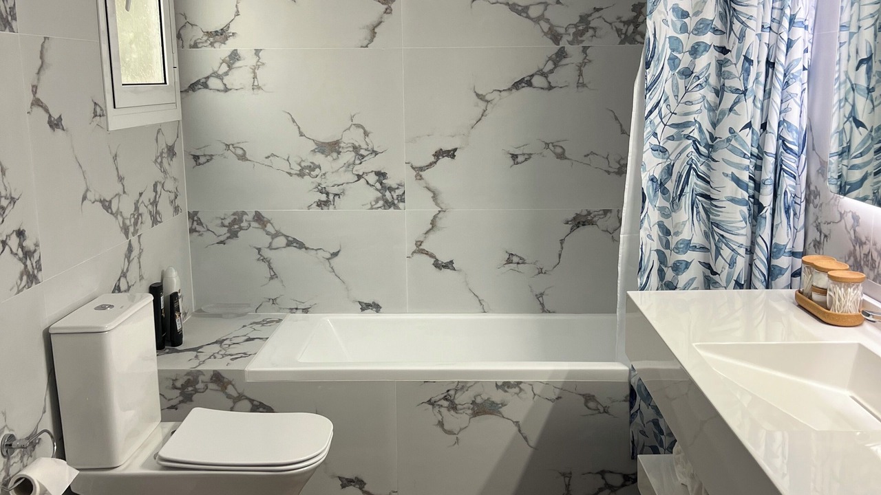 Photo of Bathroom in Aigio