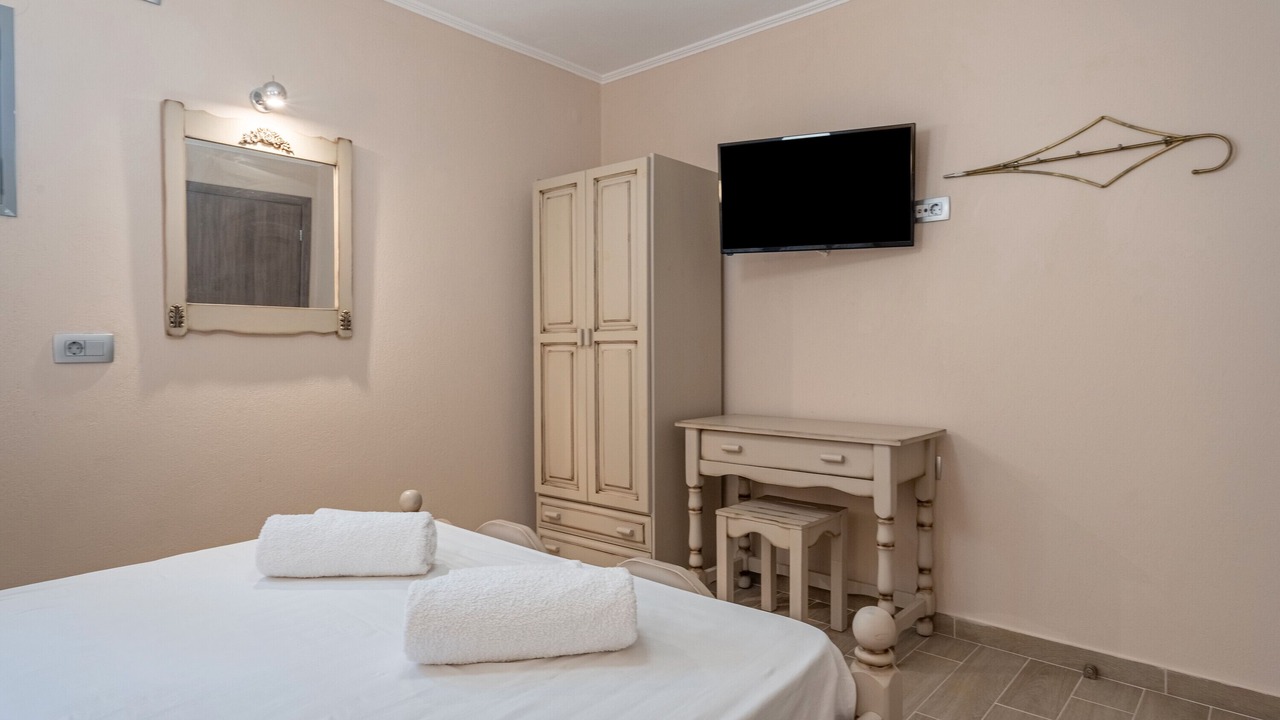 Photo of Bedroom in Parga