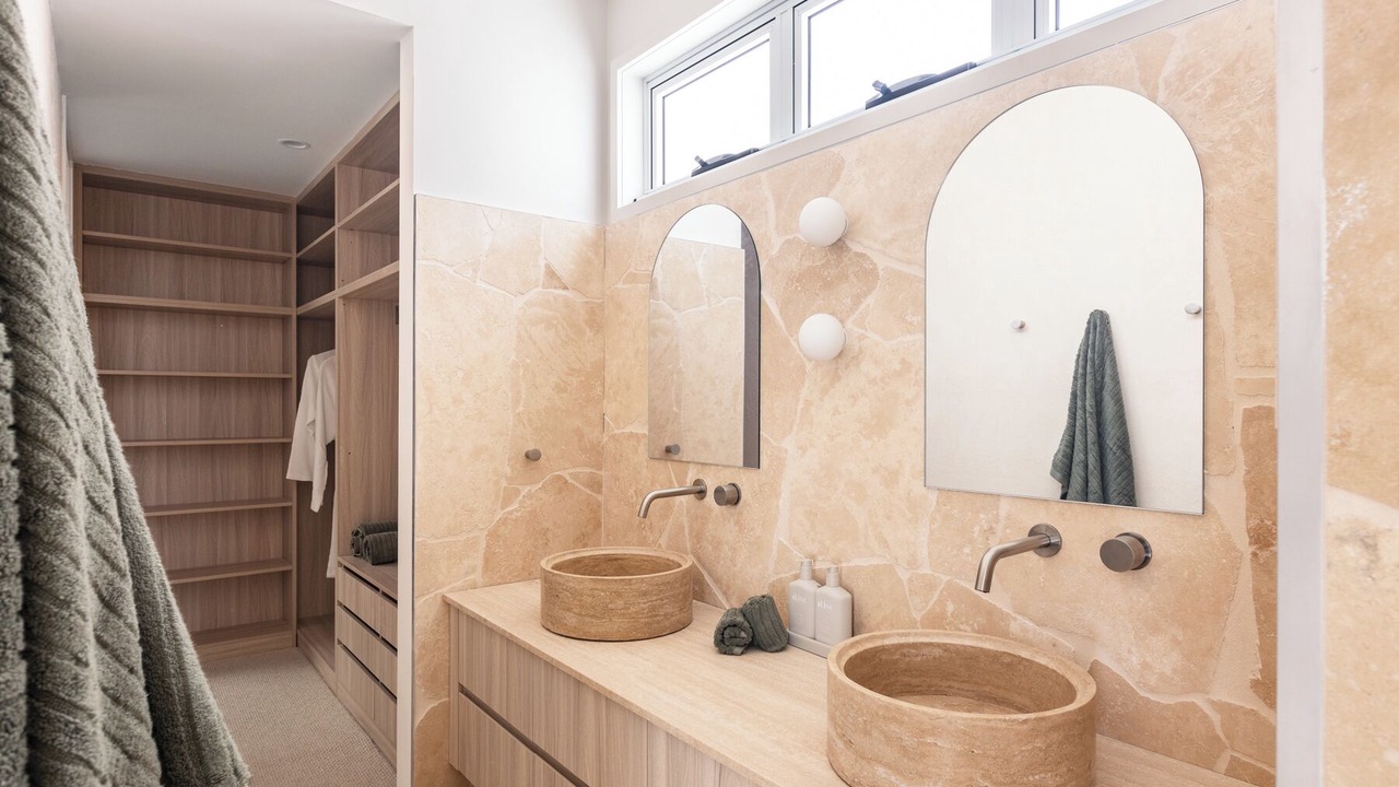 Photo of Bathroom in Burleigh Heads