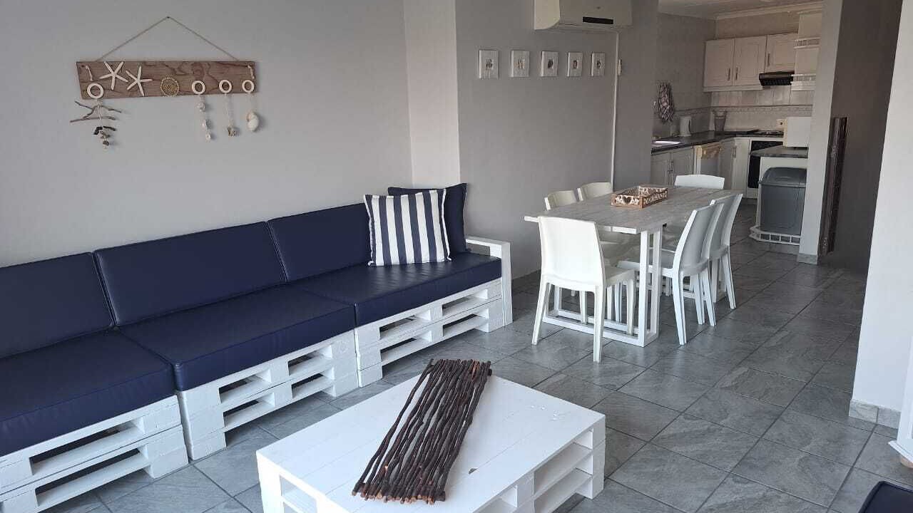 Photo of Livingroom in Scottburgh