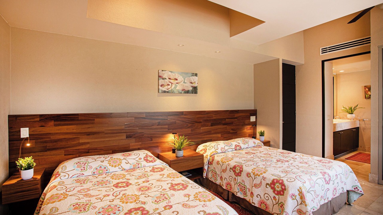 Photo of Bedroom in Romantic Zone
