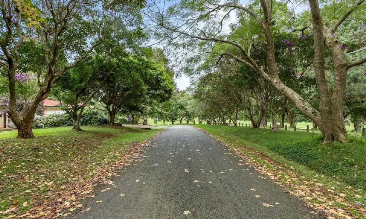 Photo of Others in Mount Tamborine