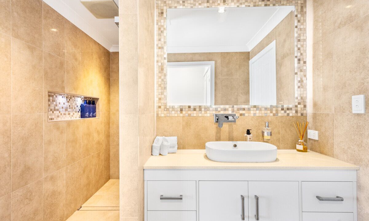 Photo of Bathroom in Holland Park West