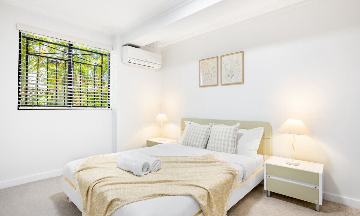 Photo of Bedroom in Holland Park West