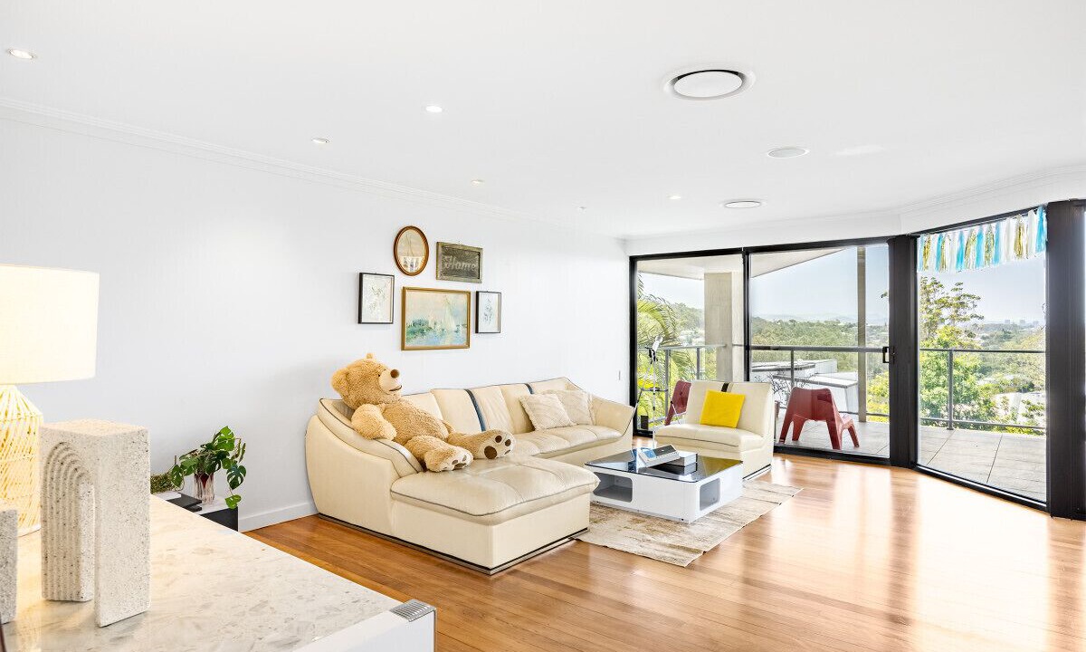 Photo of Livingroom in Holland Park West