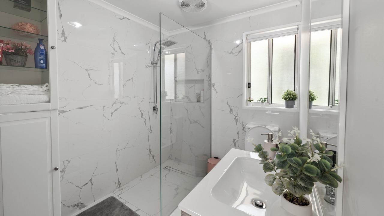 Photo of Bathroom in Oxenford