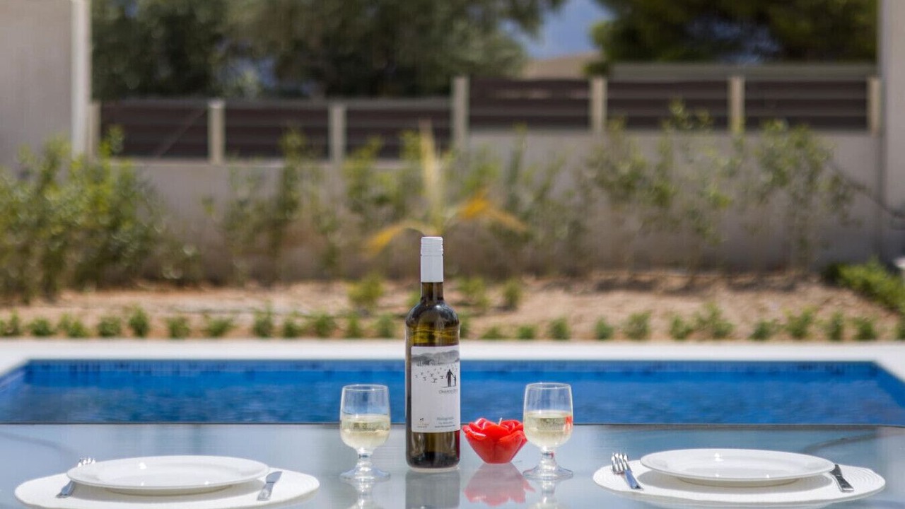 Photo of Outdoor in Isthmia