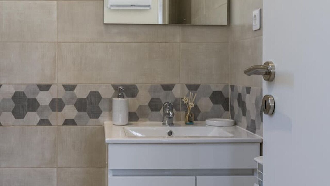 Photo of Bathroom in Isthmia