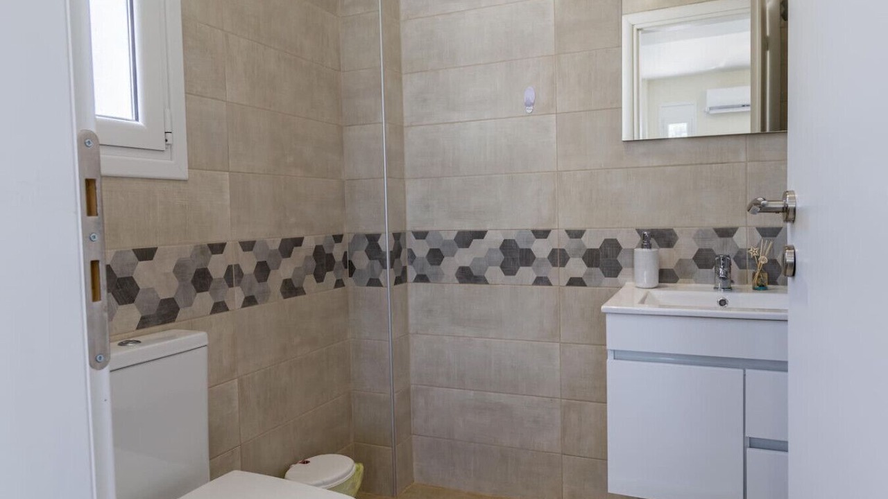 Photo of Bathroom in Isthmia