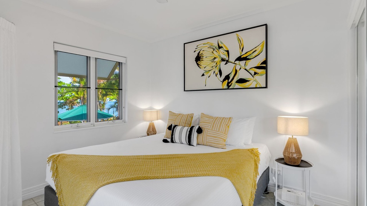 Photo of Bedroom in Trinity Beach