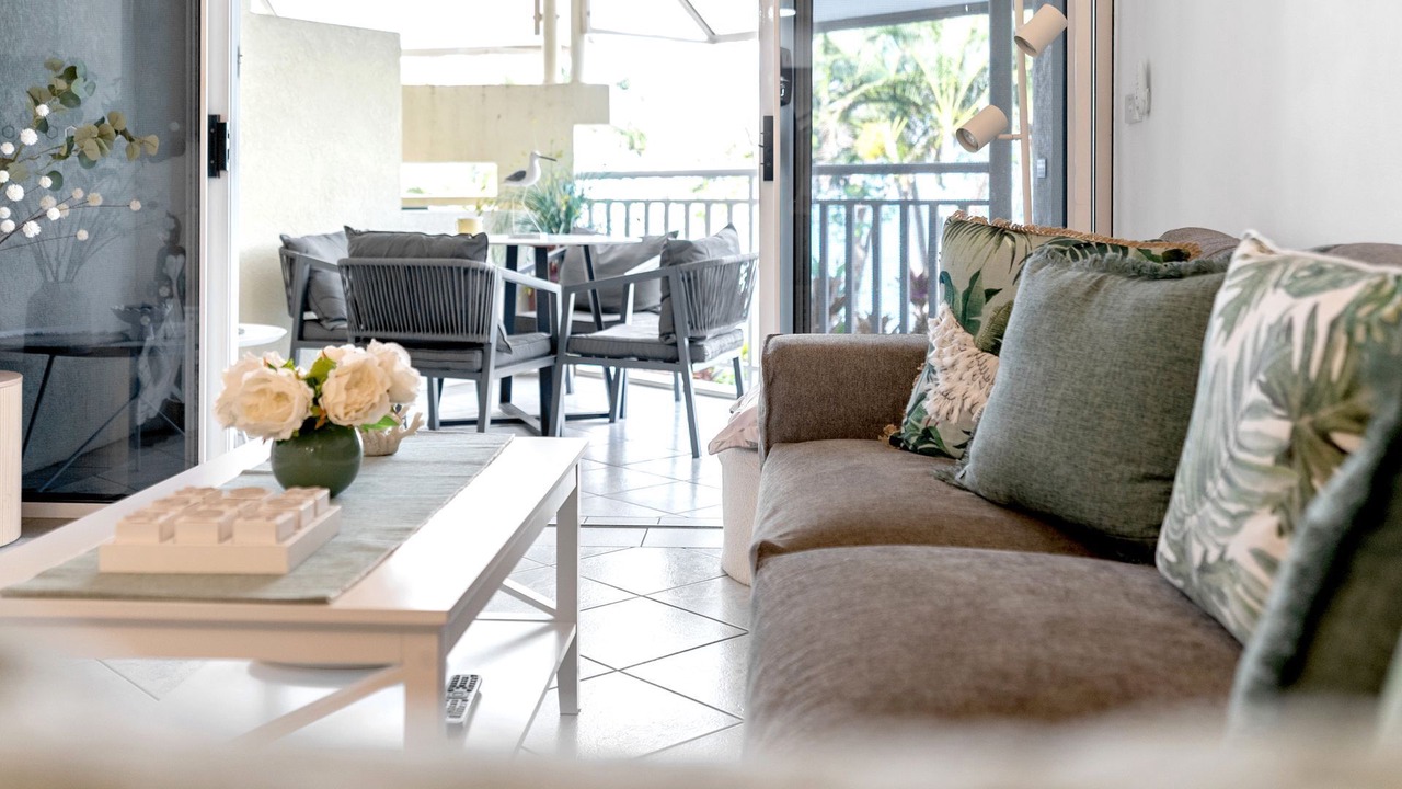 Photo of Livingroom in Trinity Beach
