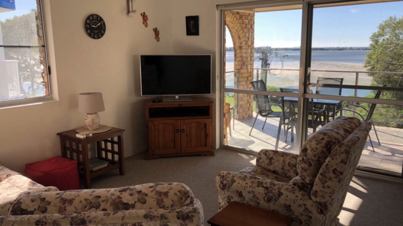 Photo of Livingroom in Golden Beach