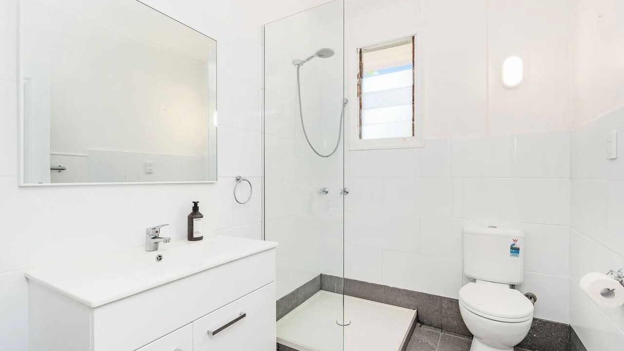 Photo of Bathroom in Torquay