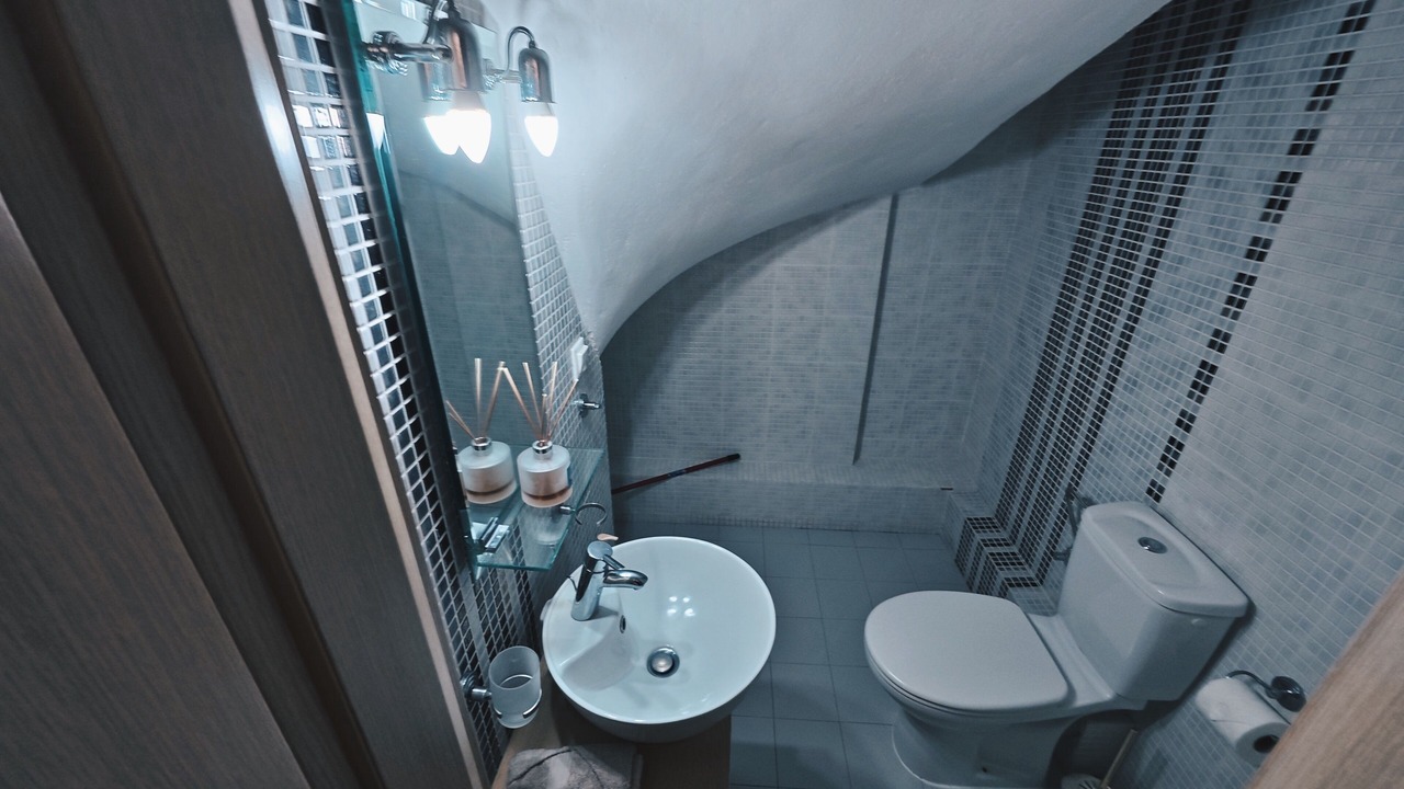 Photo of Bathroom in Lefkandi