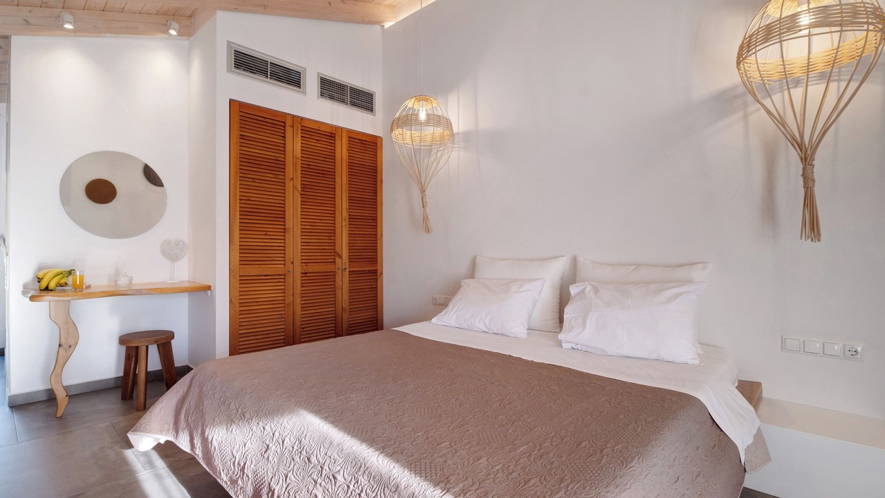 Photo of Bedroom in Anthousa