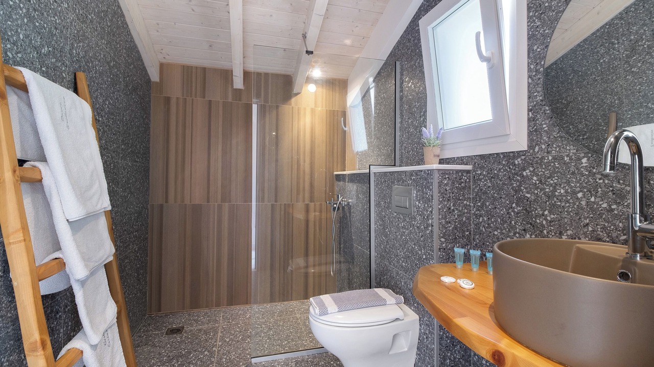 Photo of Bathroom in Anthousa
