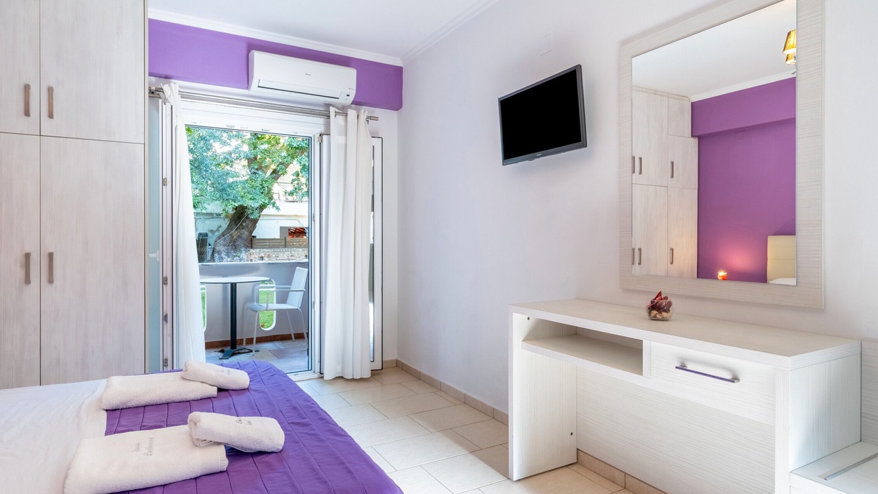Photo of Bedroom in Anthousa