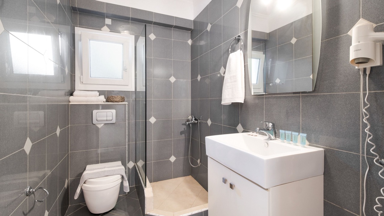 Photo of Bathroom in Anthousa