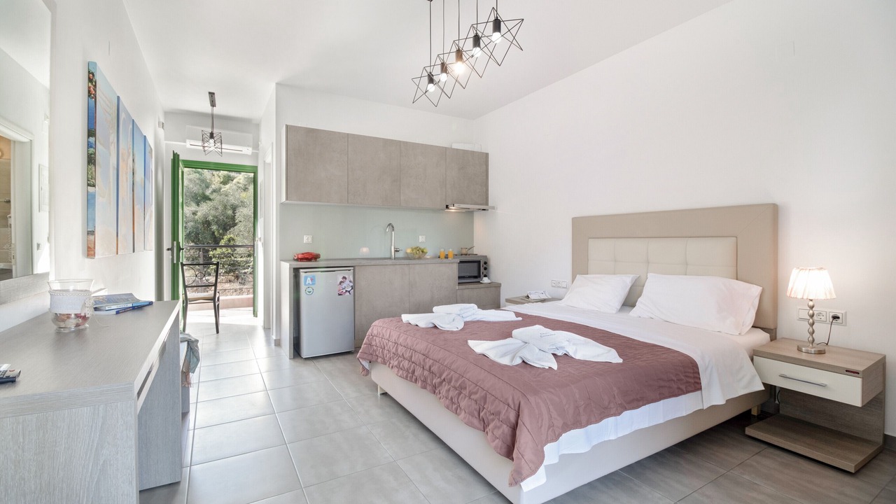 Photo of Bedroom in Anthousa