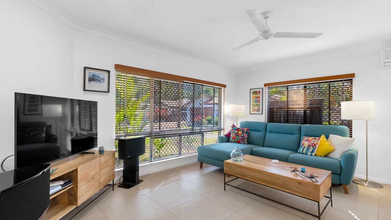 Photo of Livingroom in Clifton Beach