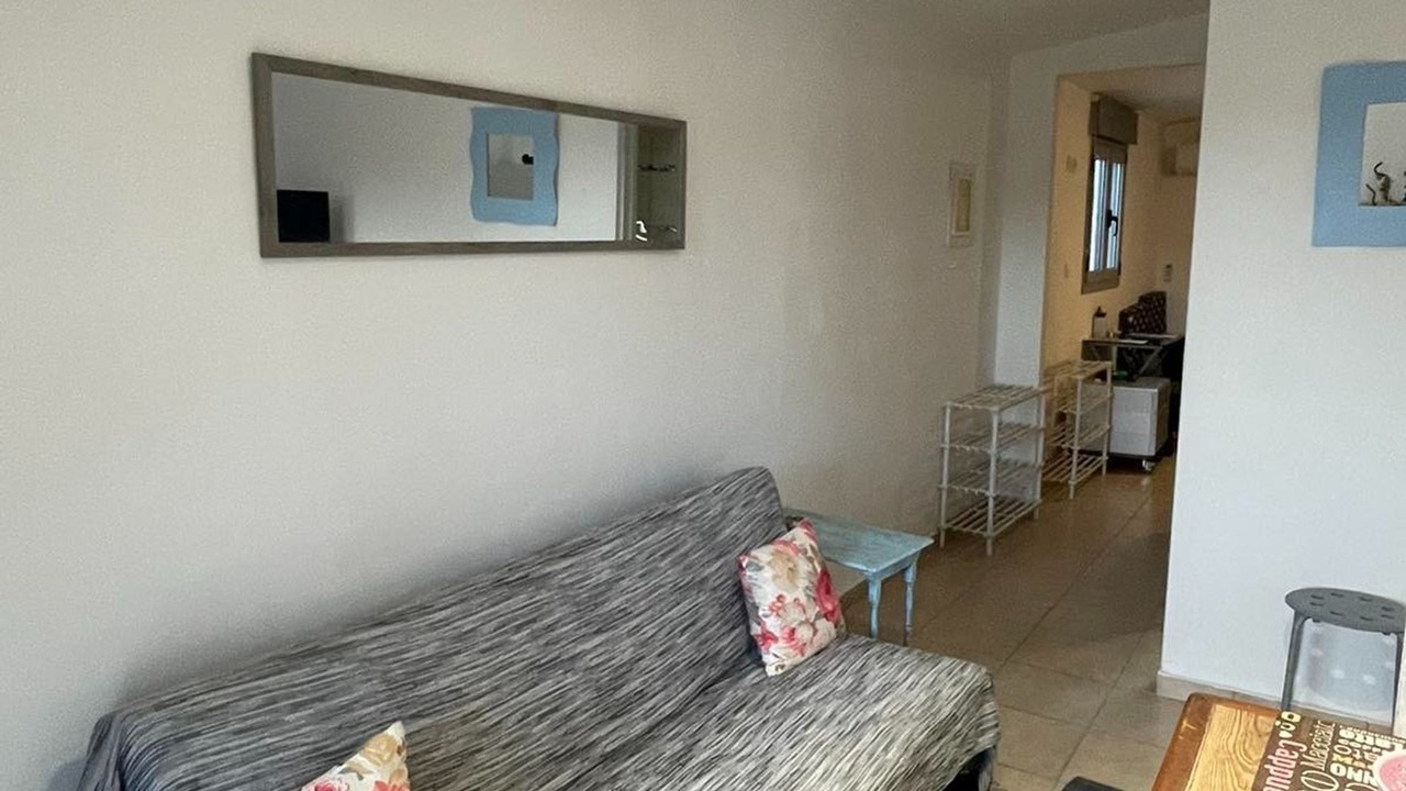 Photo of Livingroom in Kropia