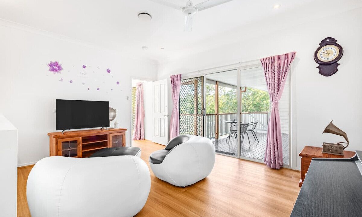 Photo of Livingroom in Loganholme