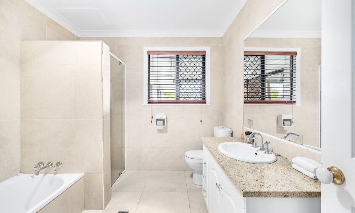 Photo of Bathroom in Loganholme