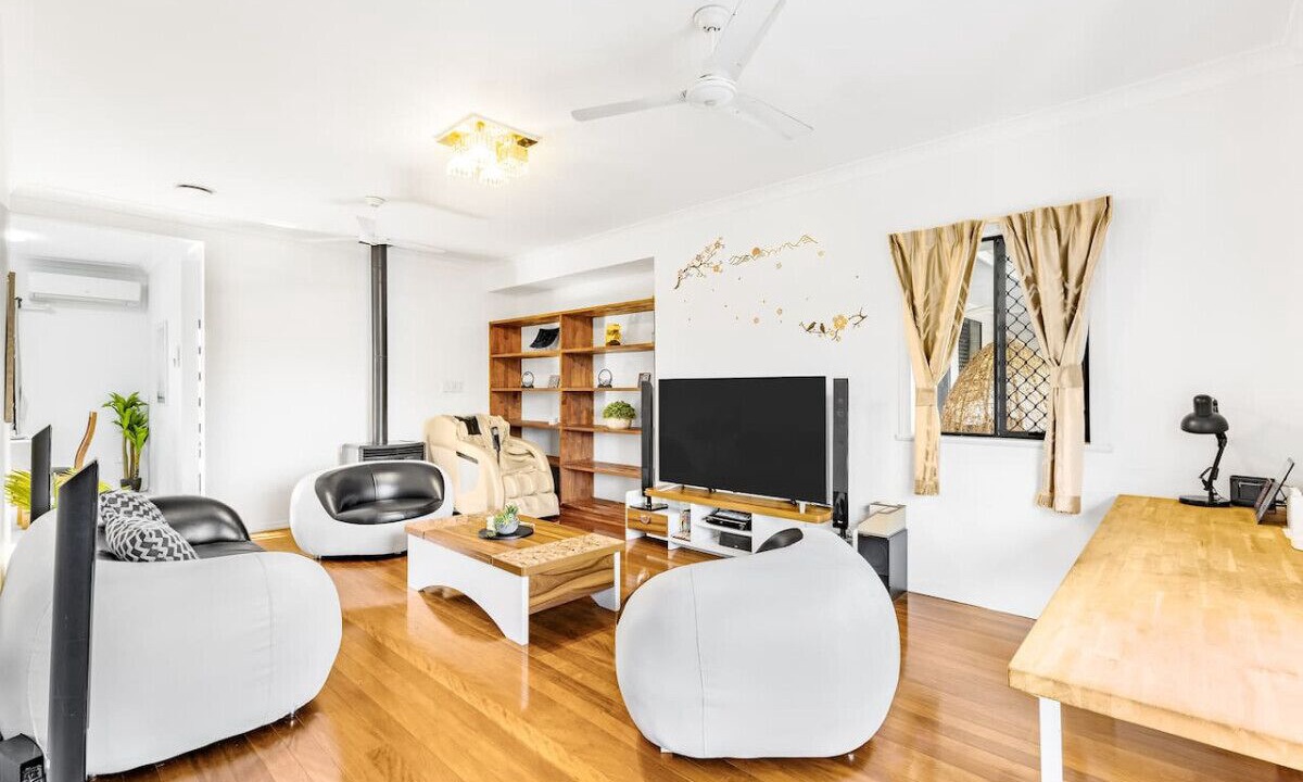 Photo of Livingroom in Loganholme