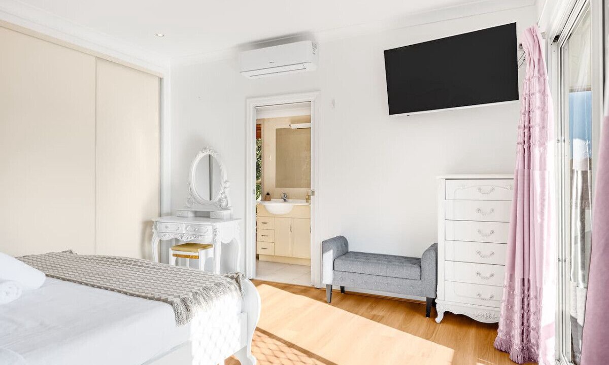 Photo of Bedroom in Loganholme