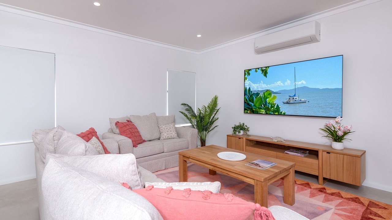 Photo of Livingroom in Cooya Beach