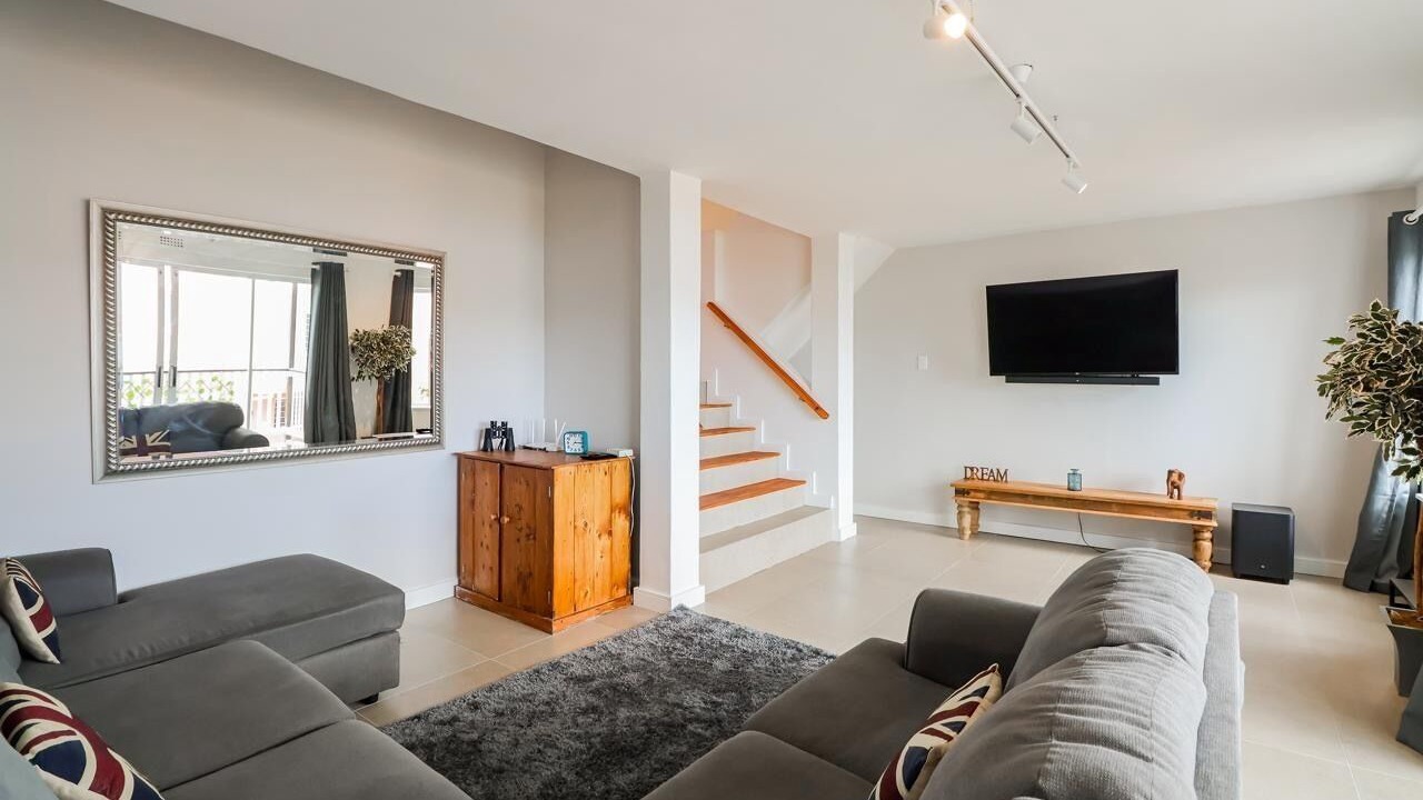 Photo of Livingroom in Old Place