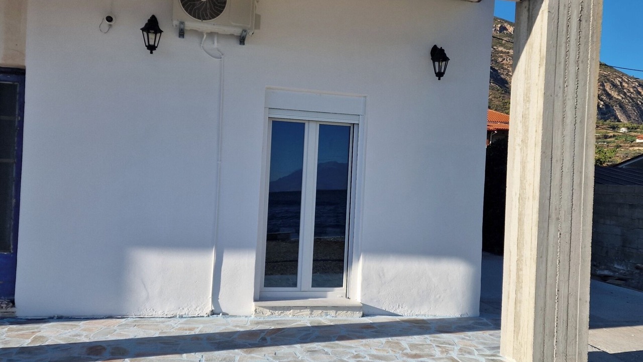 Photo of Patio Balcony in Corinthia Region