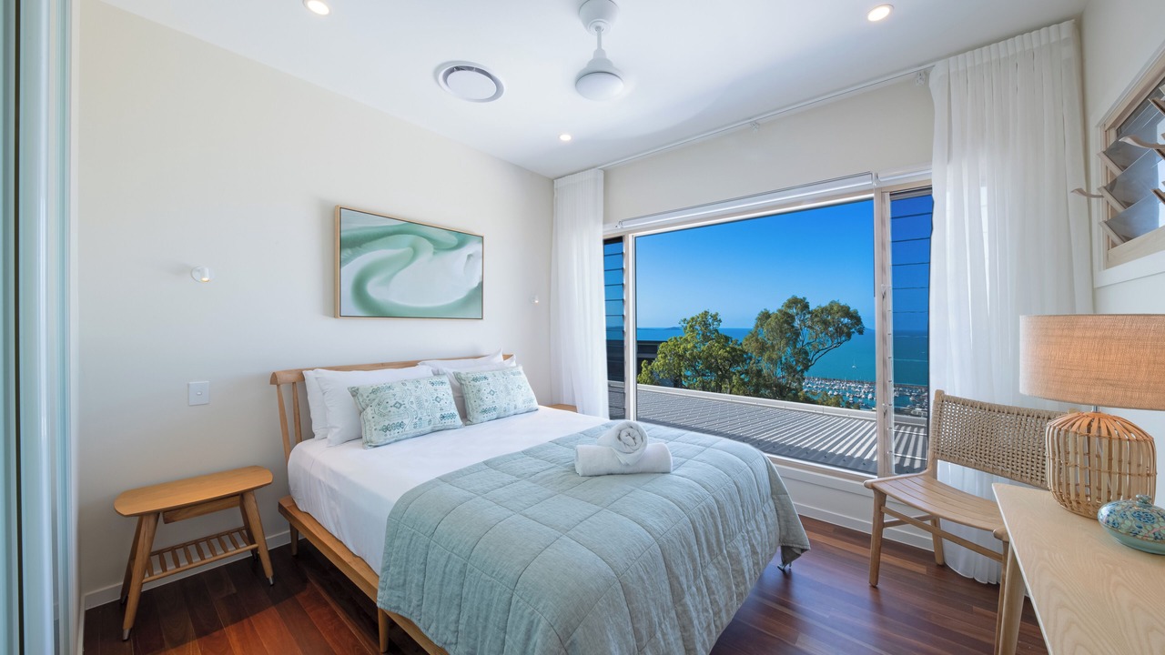 Photo of Bedroom in Airlie Beach