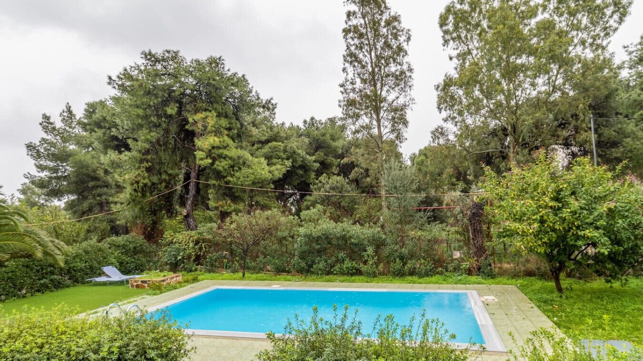 Photo of Outdoor in Isthmia