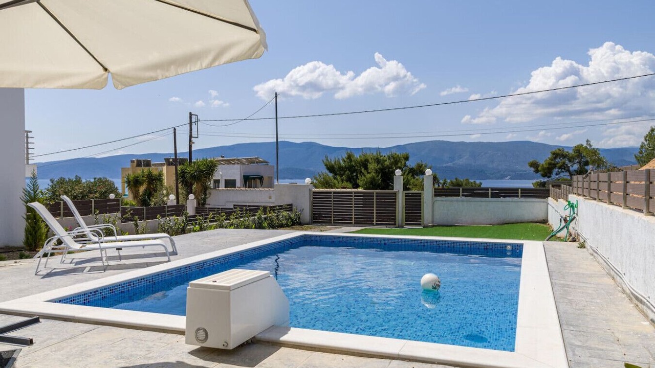 Photo of Outdoor in Isthmia