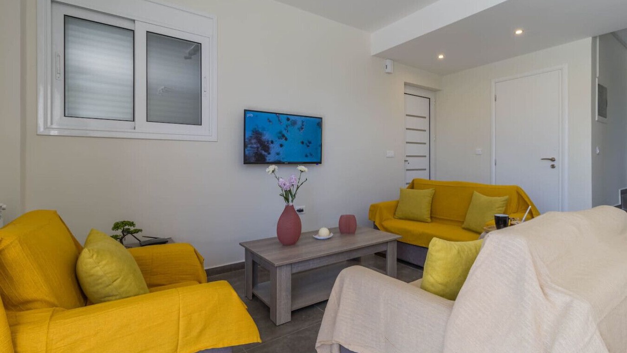 Photo of Livingroom in Isthmia