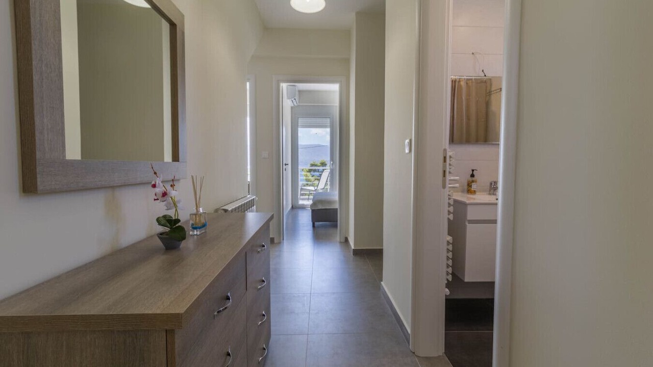 Photo of Bathroom in Isthmia