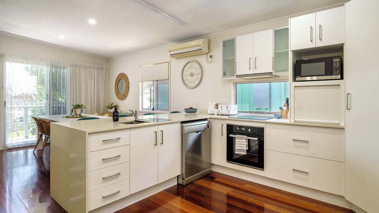 Photo of Kitchen in Moffat Beach