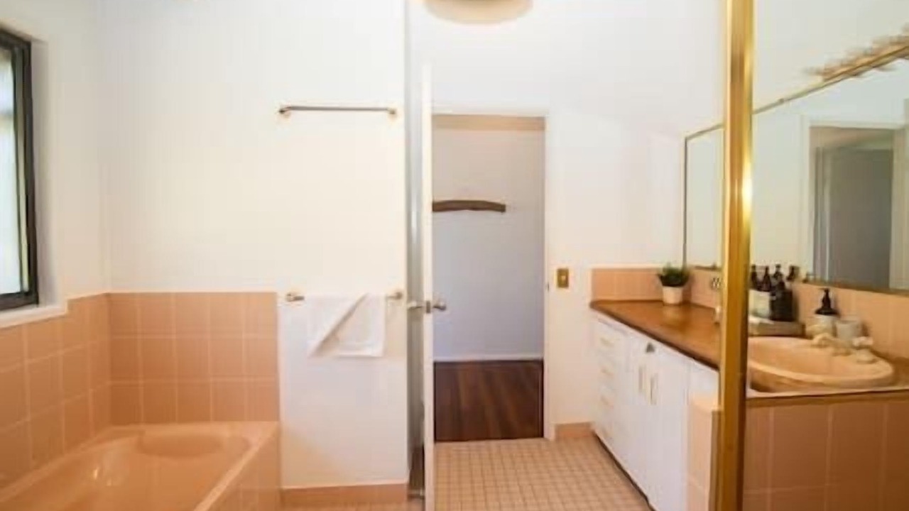 Photo of Bathroom in Point Lookout