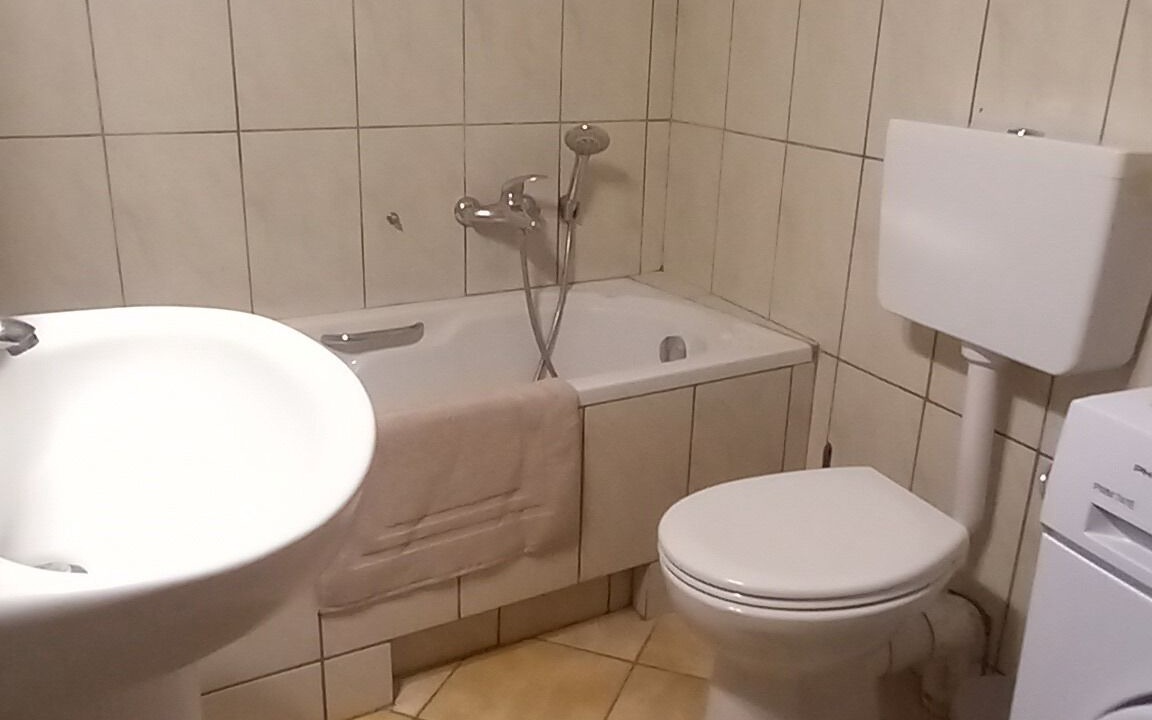 Photo of Bathroom in Chalcis