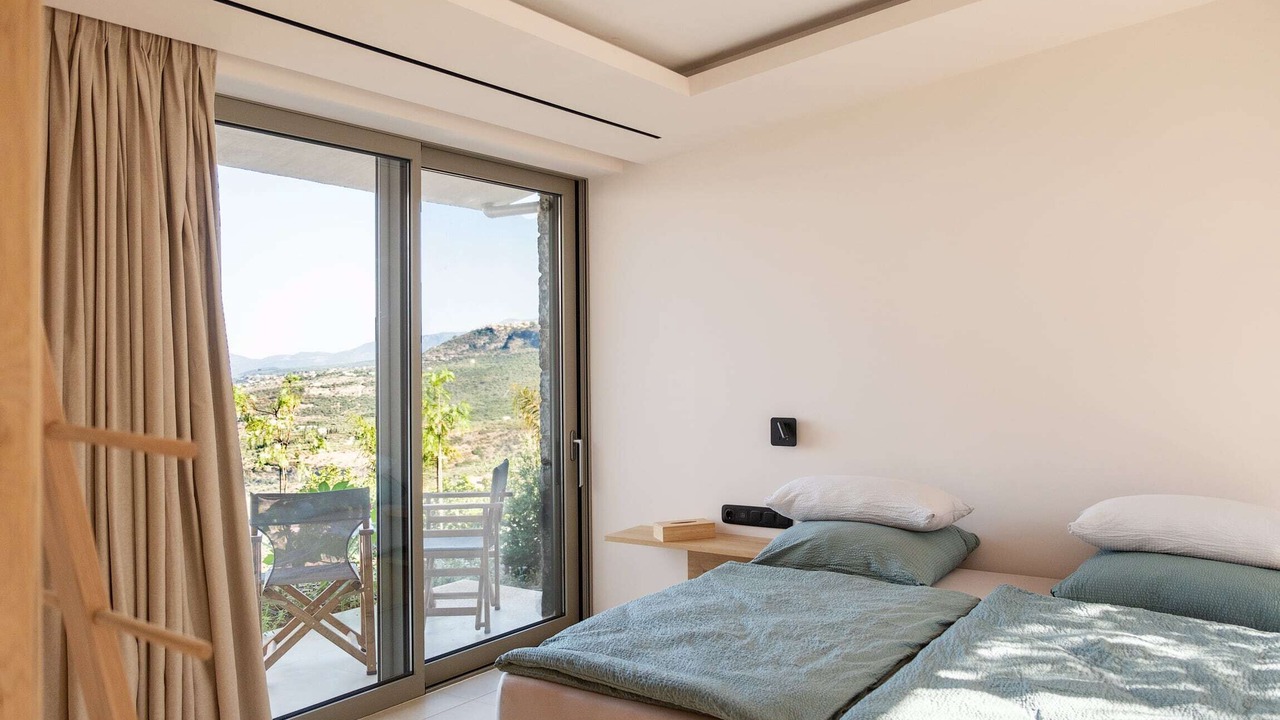 Photo of Bedroom in Lefktron