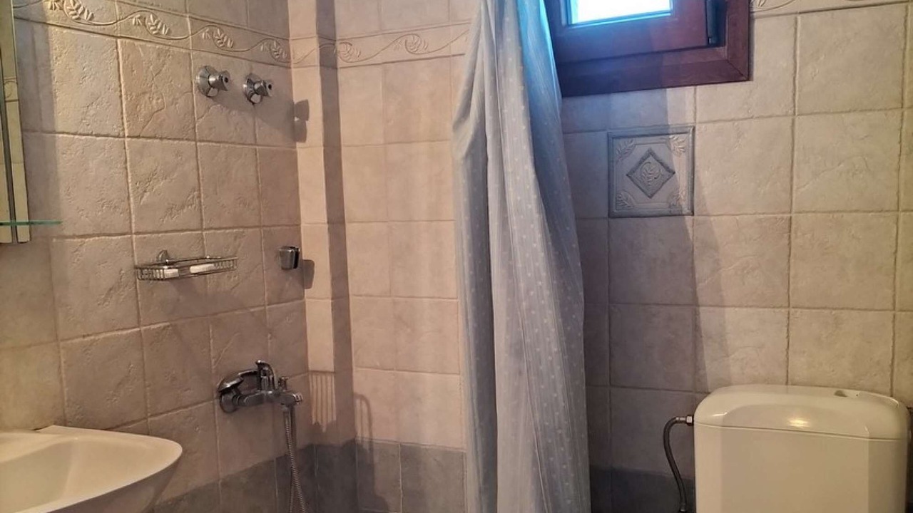 Photo of Bathroom in Steni Vala