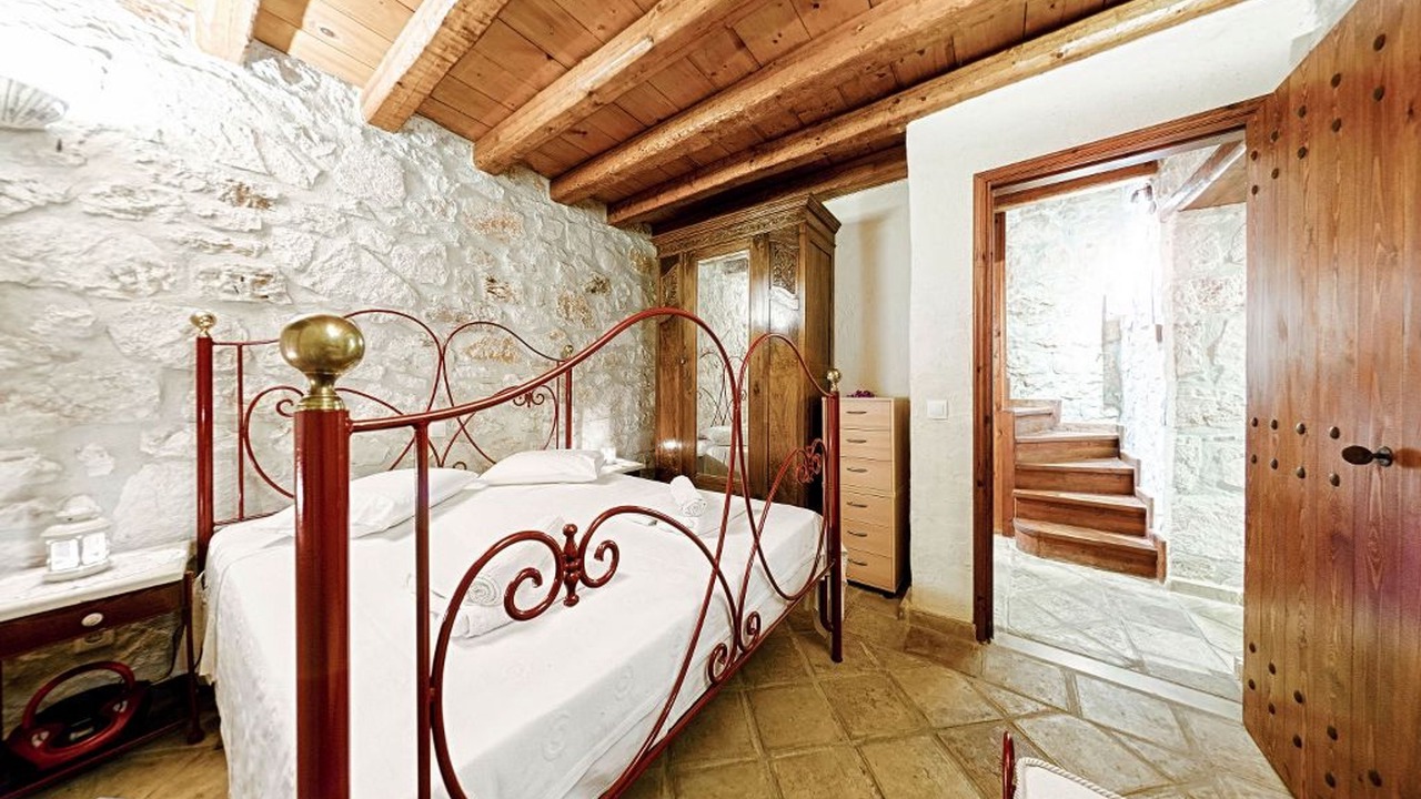 Photo of Bedroom in Skinaria