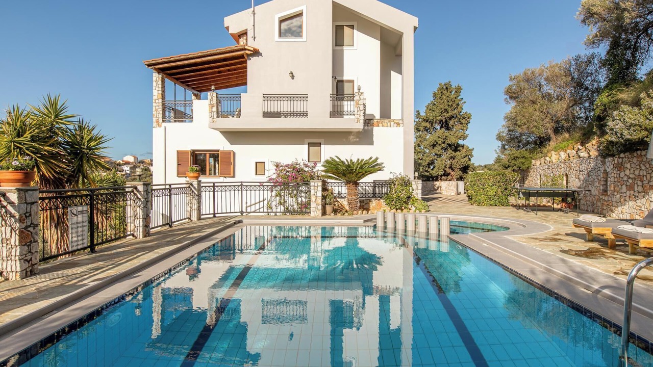Photo of Outdoor in Stalos