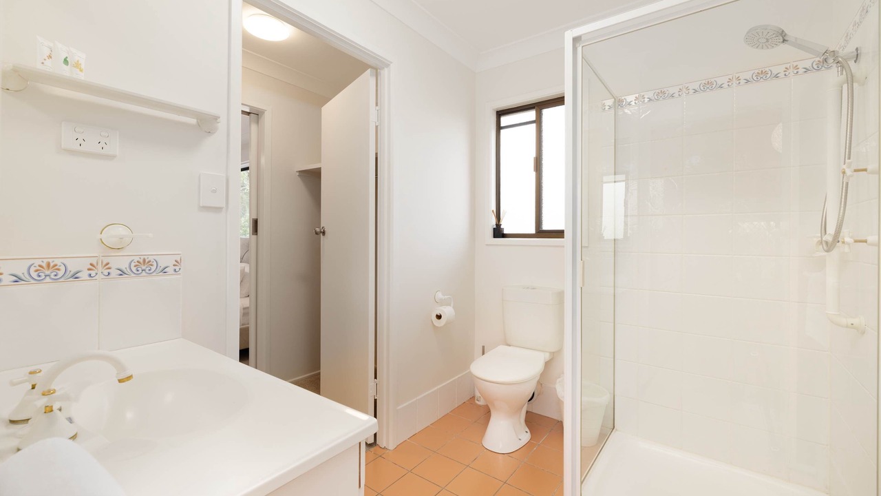 Photo of Bathroom in Springwood
